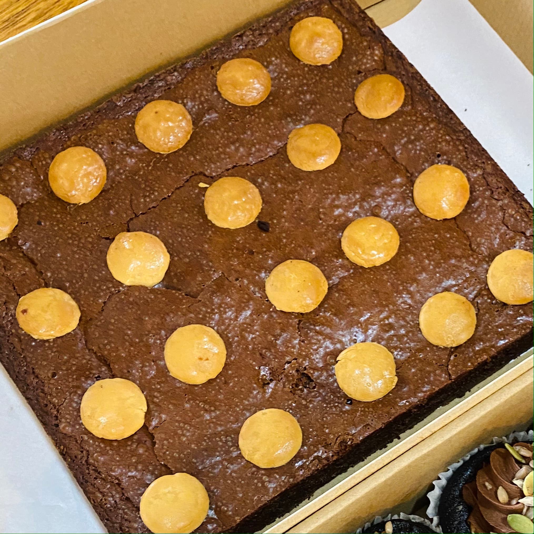 Slice – 9 X 20cm Sourcream Fudge Brownie (GF)